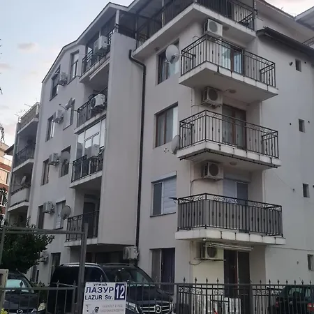 Lazur By The Sea Апартамент *